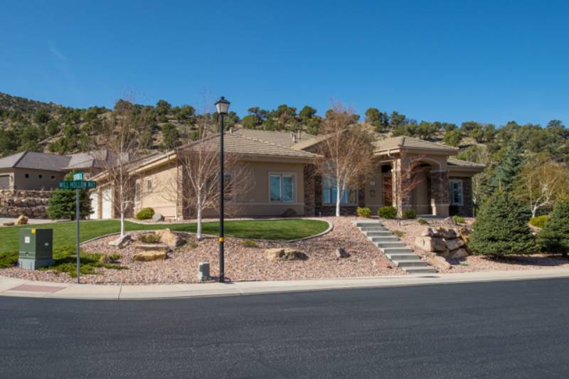 1041 E Mill Hollow Way, Cedar City, UT 84721