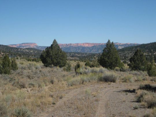 4650 W Creek Front Cir, Hatch, UT 84735