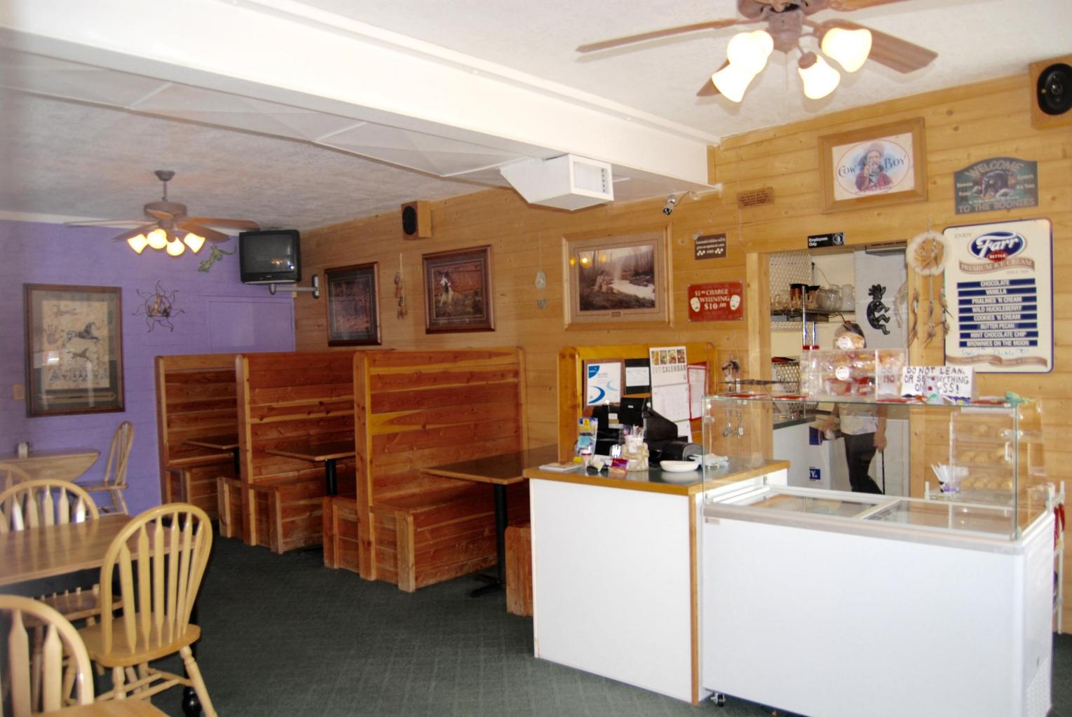16 N Main St., Hatch, UT 84735