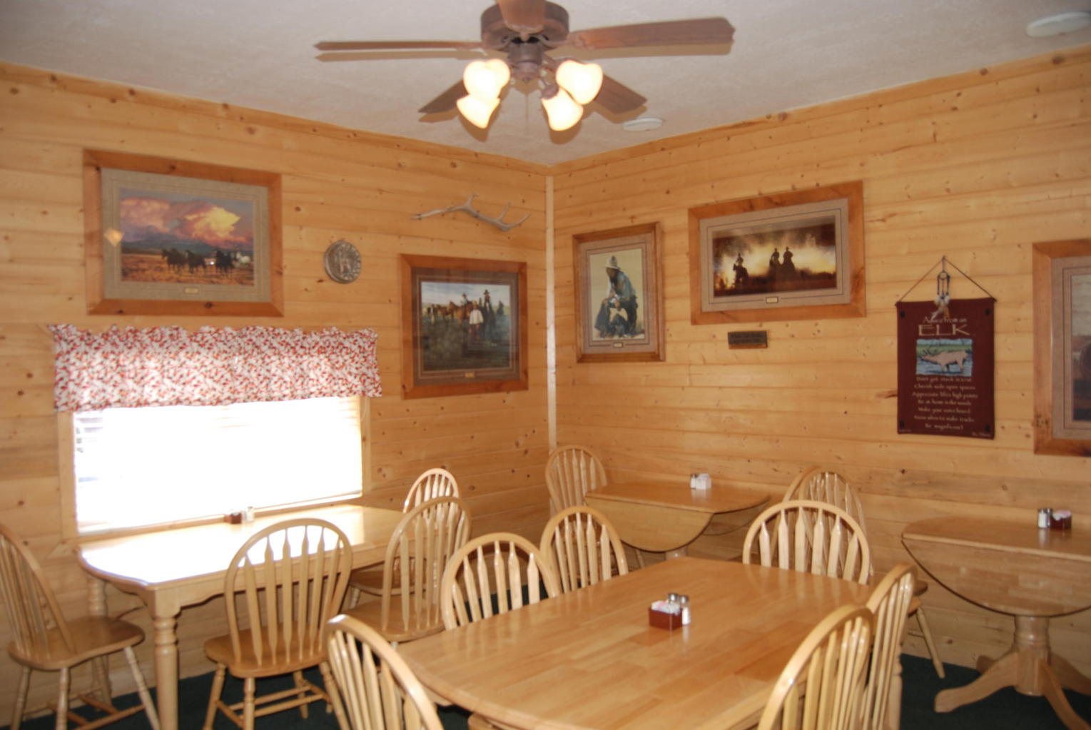 16 N Main St., Hatch, UT 84735