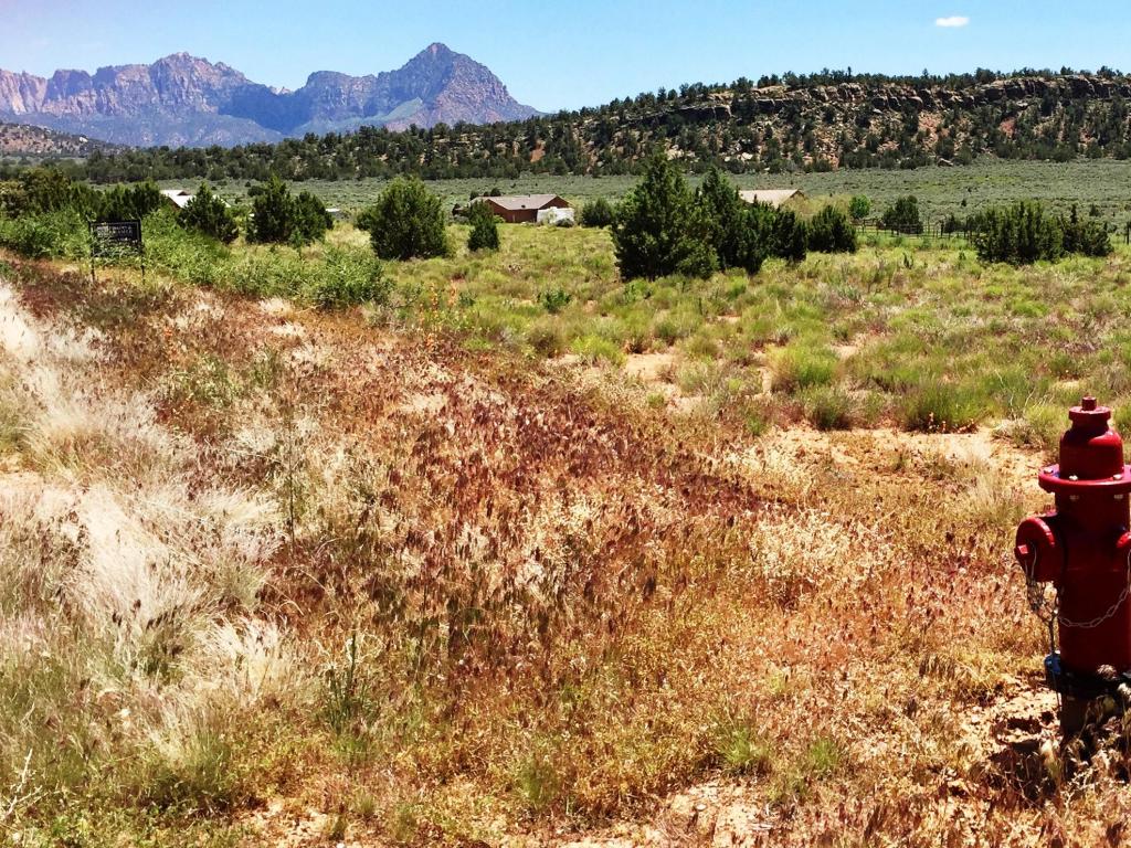 963 W Foothill , Hurricane, UT 84737