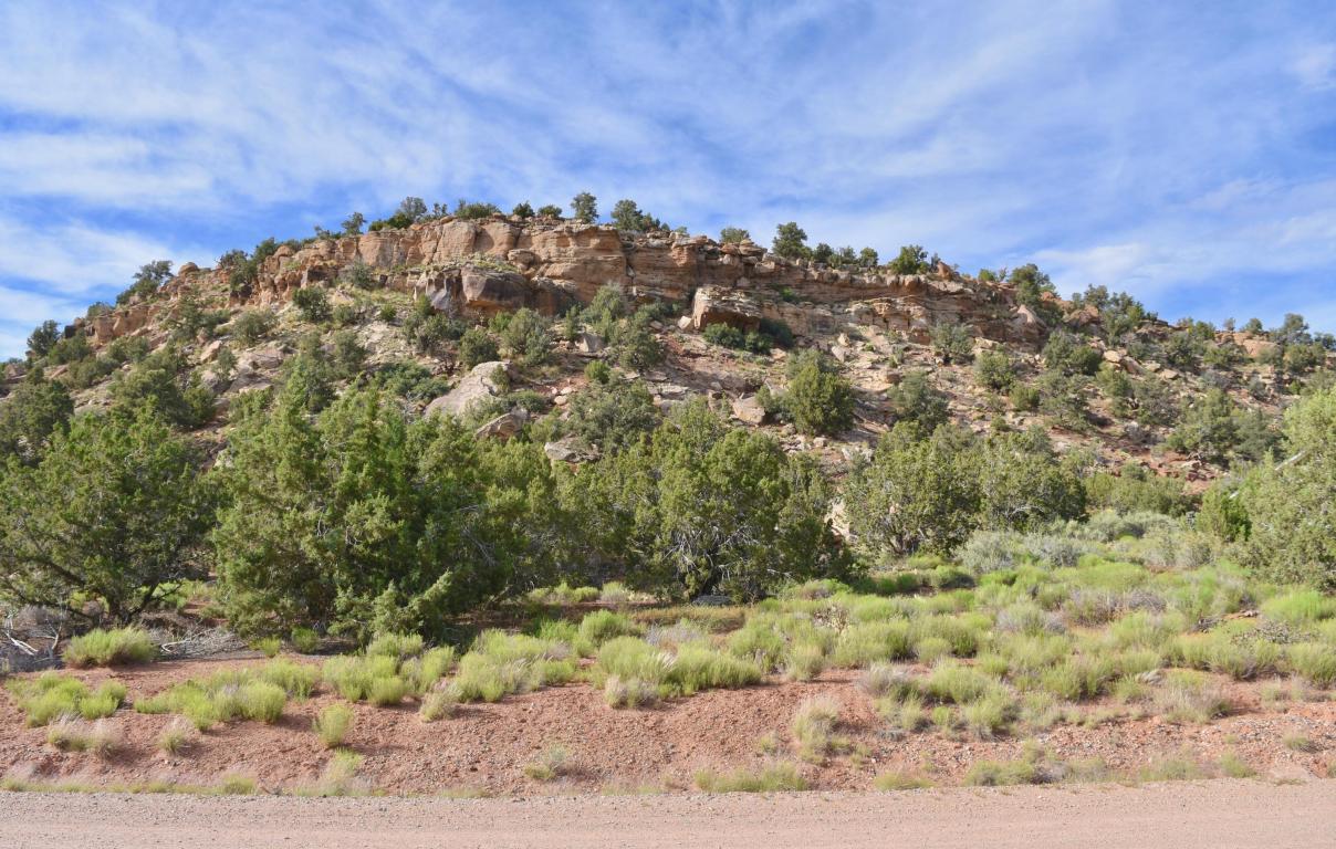 933 W Foothill , Apple Valley, UT 84737
