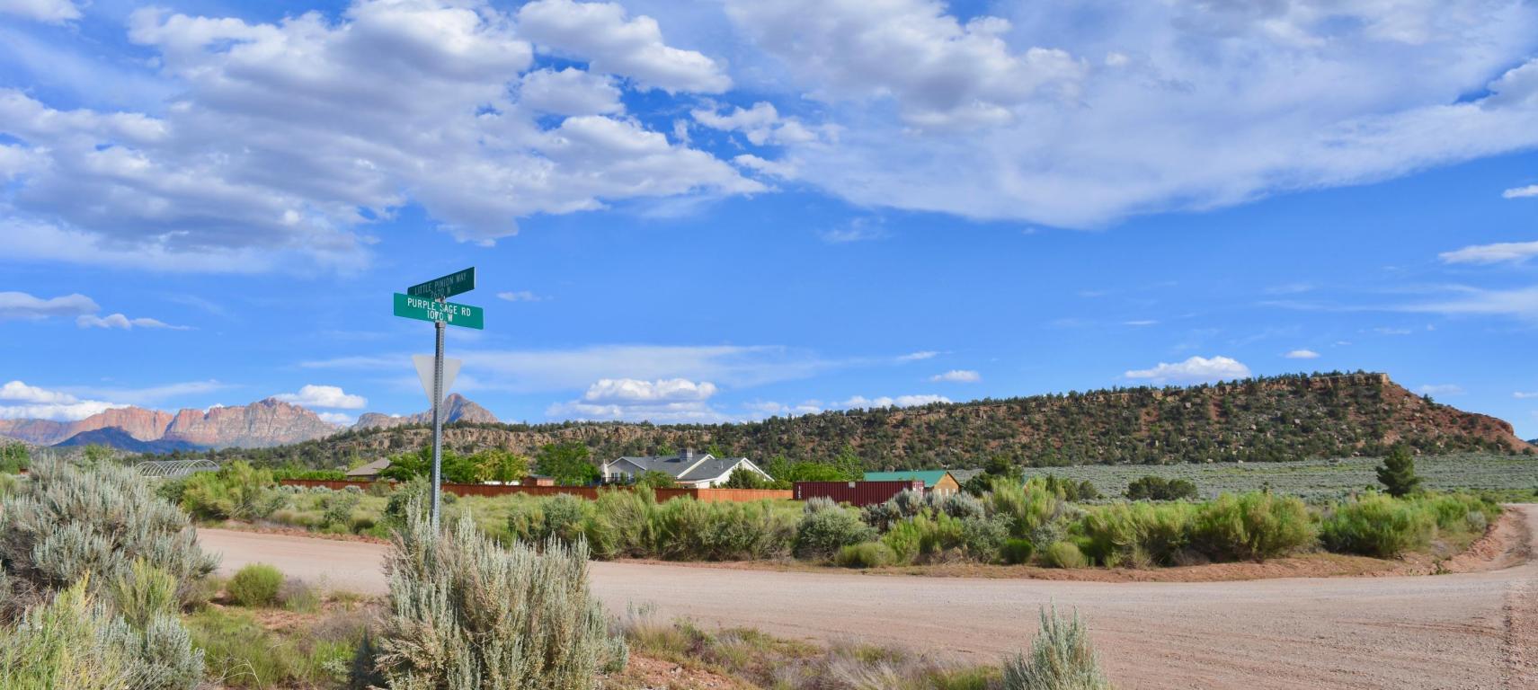 1073 W Little Pinion  Way, Apple Valley, UT 84737