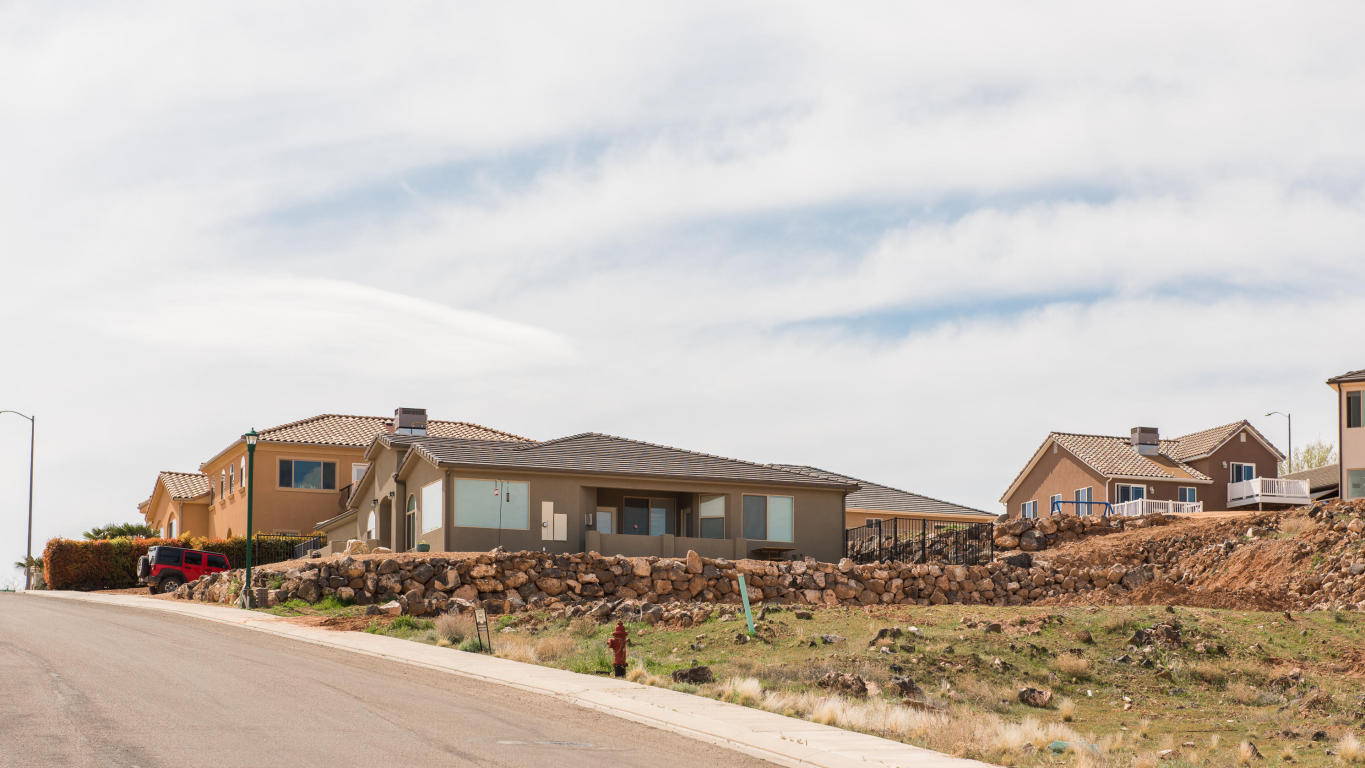 1163 N Main ST W, Hurricane, UT 84737