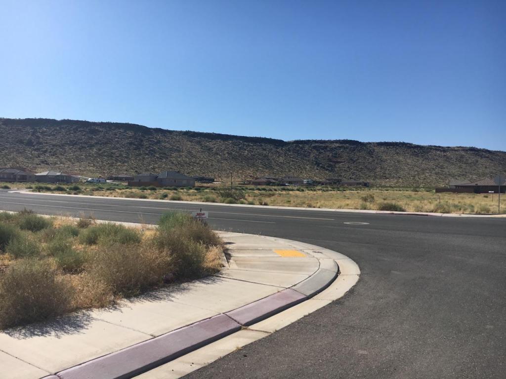 3400 W Dixie Springs DR, Hurricane, UT 84737