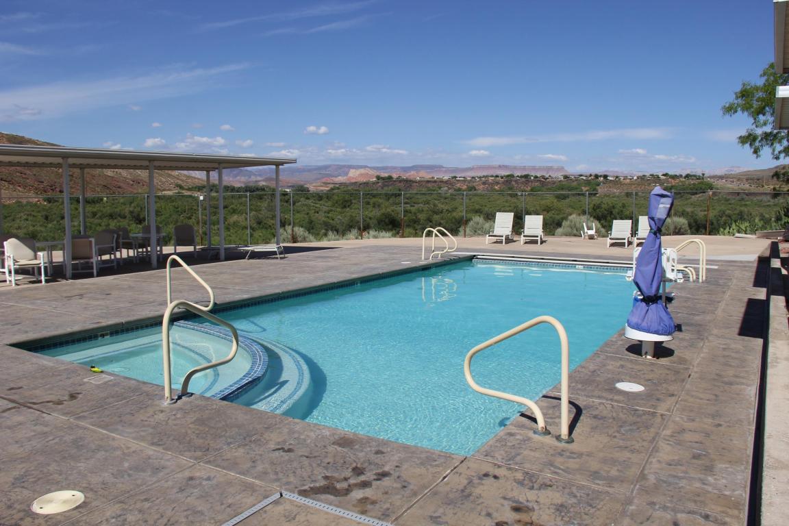 40 Pheasant DR, Hurricane, UT 84737