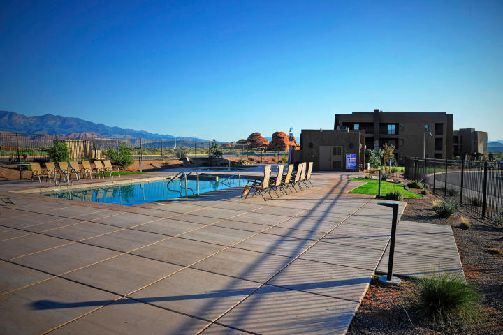 3294 S Drifting Dunes Lane, Hurricane, UT 84737