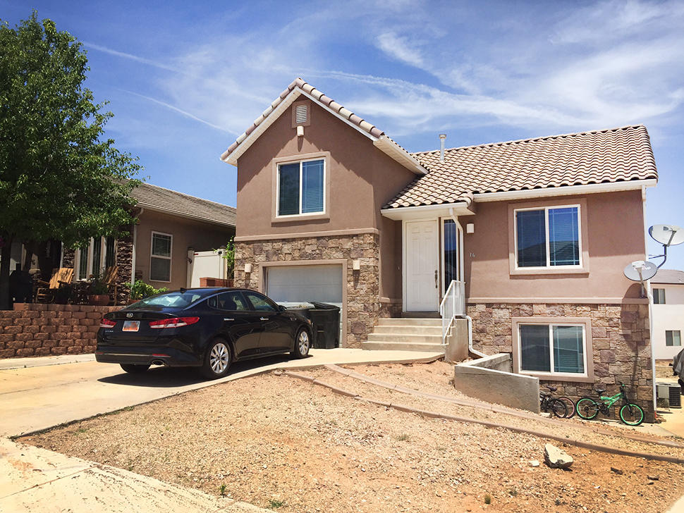 16 W 1125 N, Hurricane, UT 84737