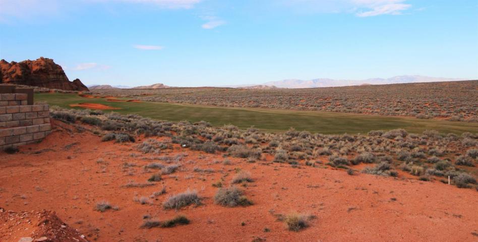3386 S SAND RIDGE DR, Hurricane, UT 84737