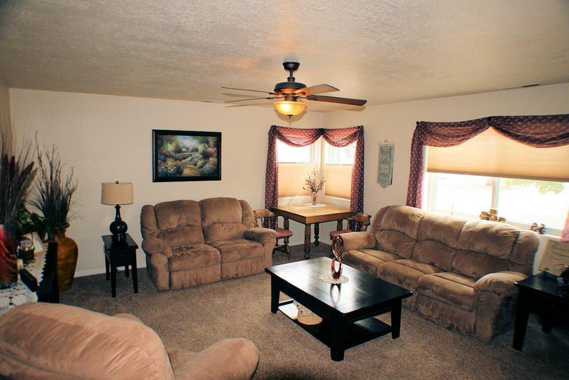 1384 N Rome Way, Apple Valley, UT 84737