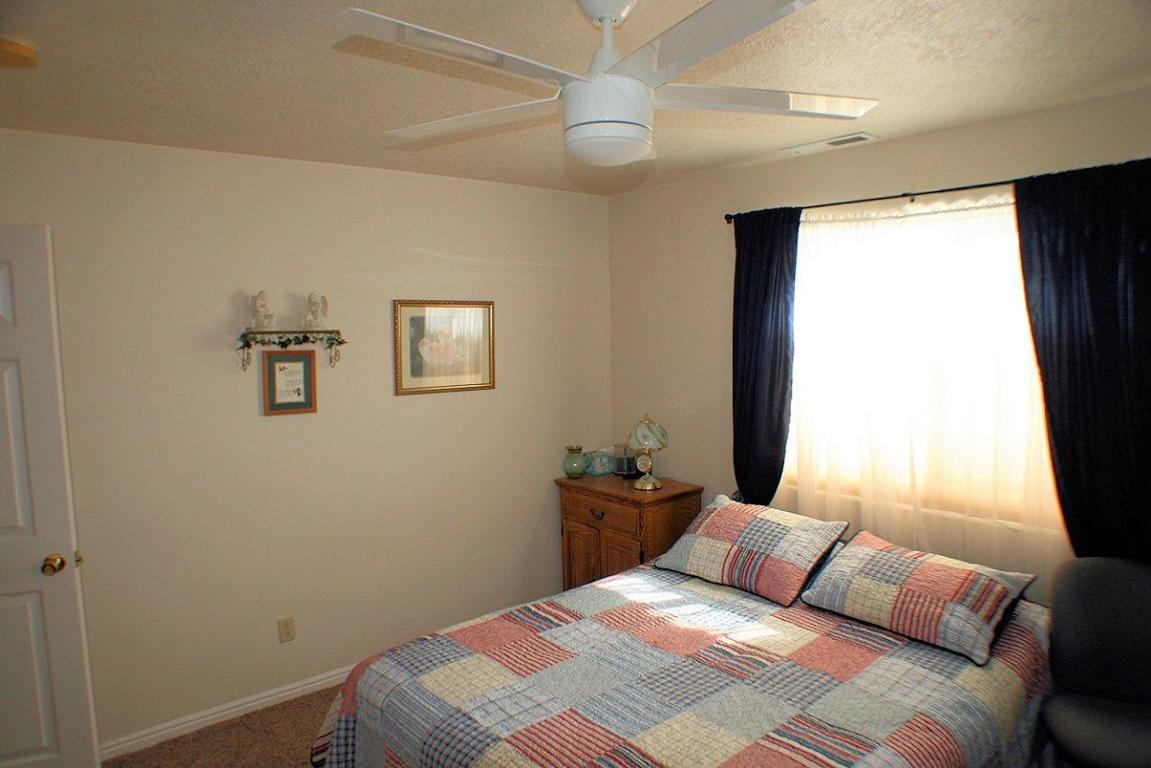 1384 N Rome Way, Apple Valley, UT 84737