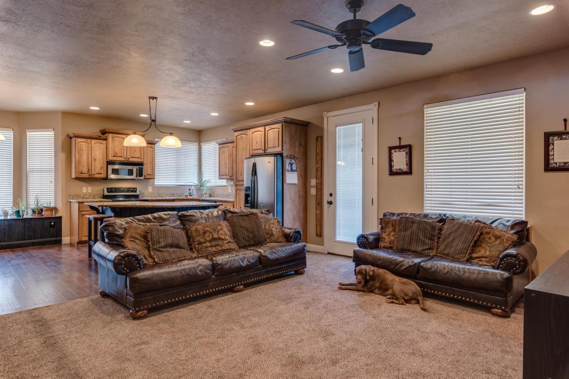 632 E HIGHWAY 59, Hurricane, UT 84737