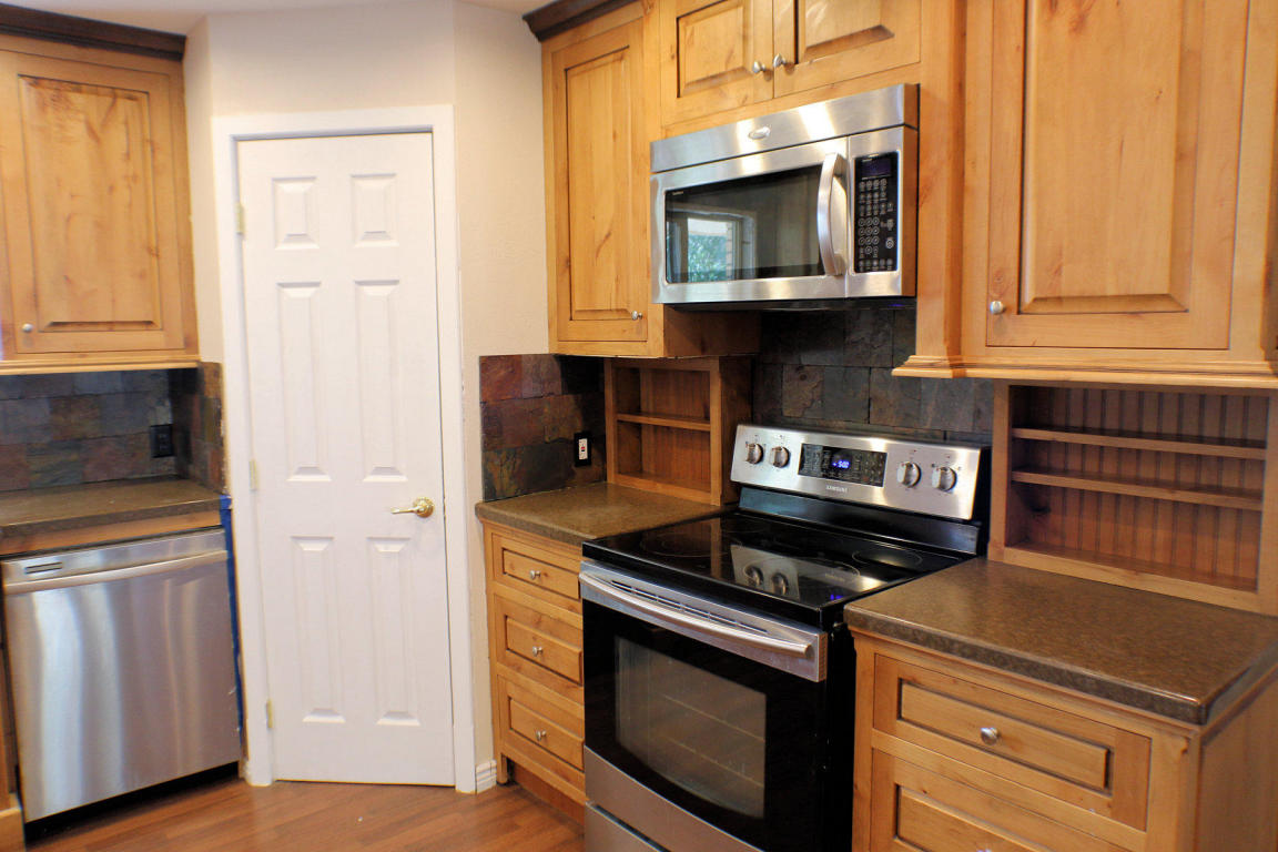 1330 S 180 W, Hurricane, UT 84737