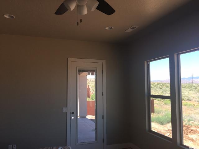 4288 W 2440 S, Hurricane, UT 84737