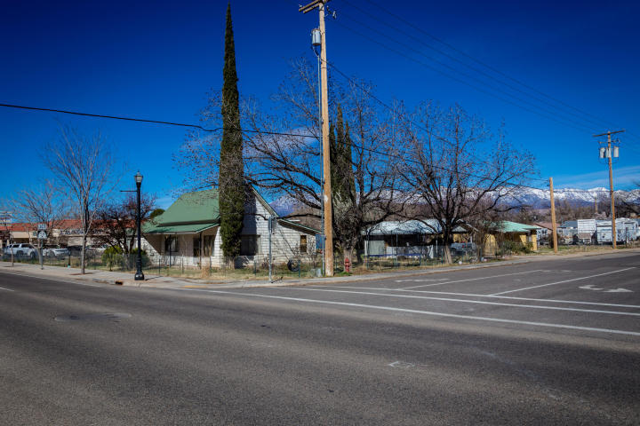 27 N 100 E, Hurricane, UT 84737