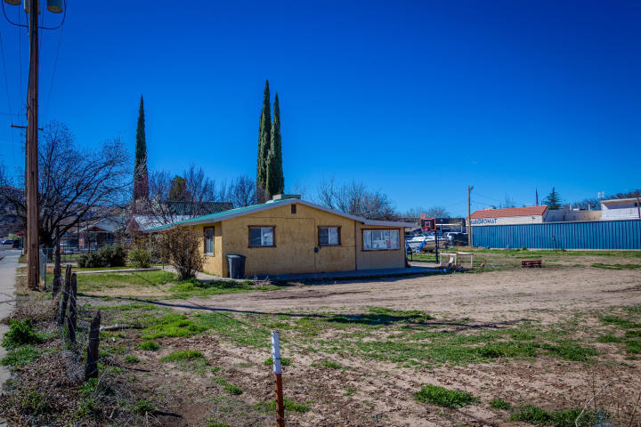 27 N 100 E, Hurricane, UT 84737