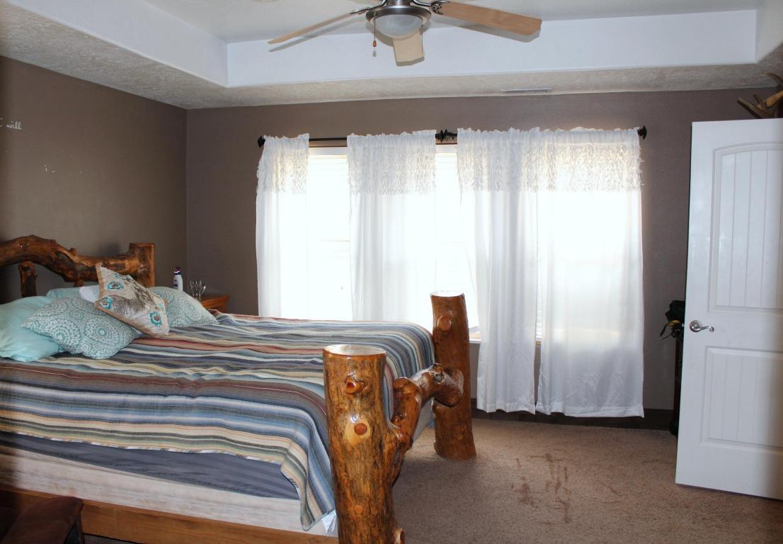 1892 Golden Delicious, Apple Valley, UT 84737