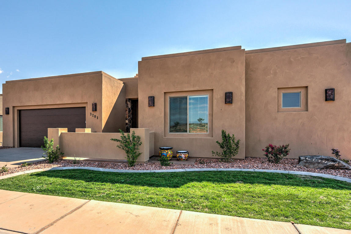 3201 S 4900 W, Hurricane, UT 84737