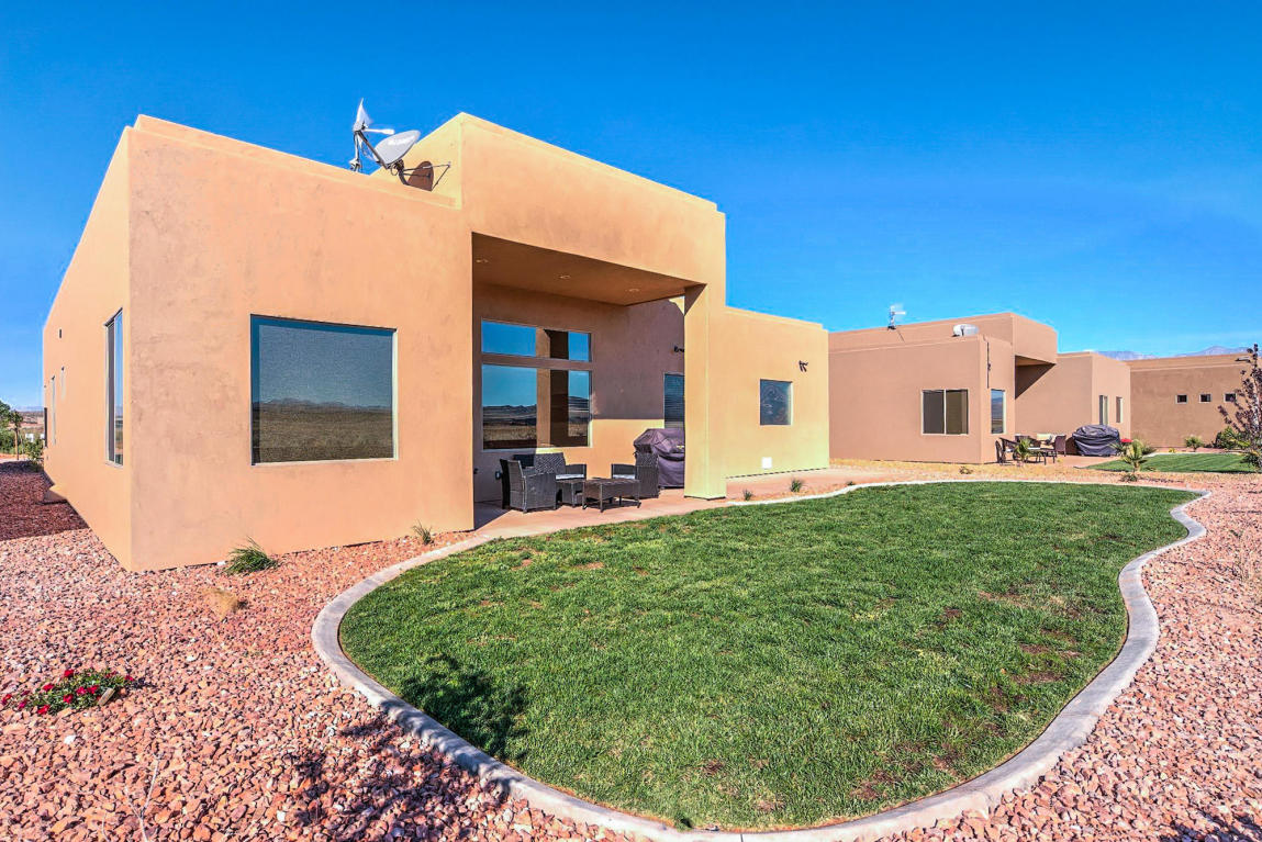 3201 S 4900 W, Hurricane, UT 84737