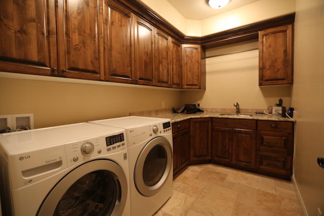 3193 S Sandstone DR, Hurricane, UT 84737