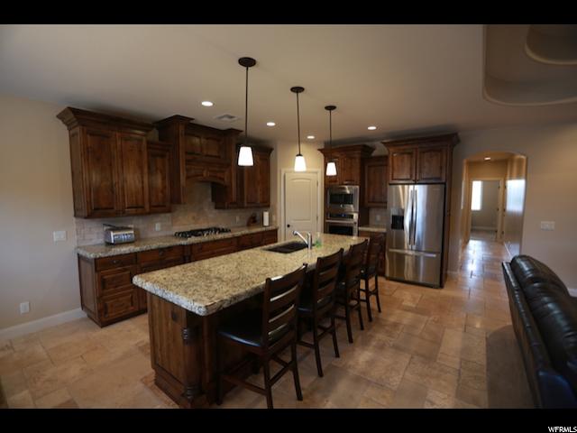 3193 S SANDSTONE DR, Hurricane, UT 84737