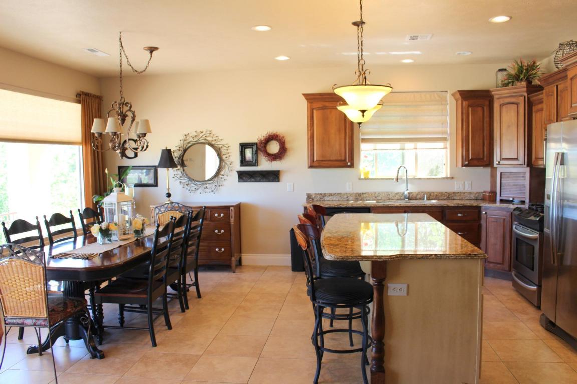 1922 Angel Heights DR, Hurricane, UT 84737