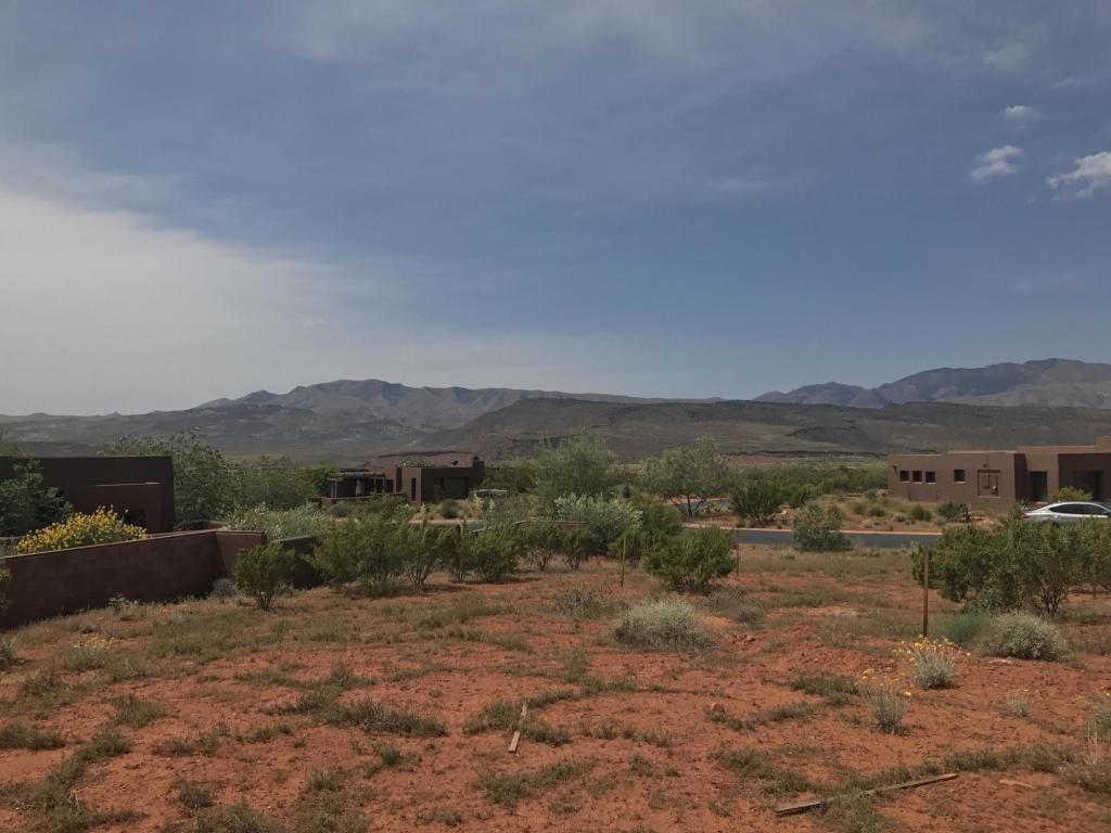 Ivins, UT 84738