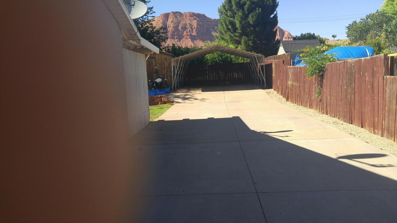 295 E 450 S, Ivins, UT 84738