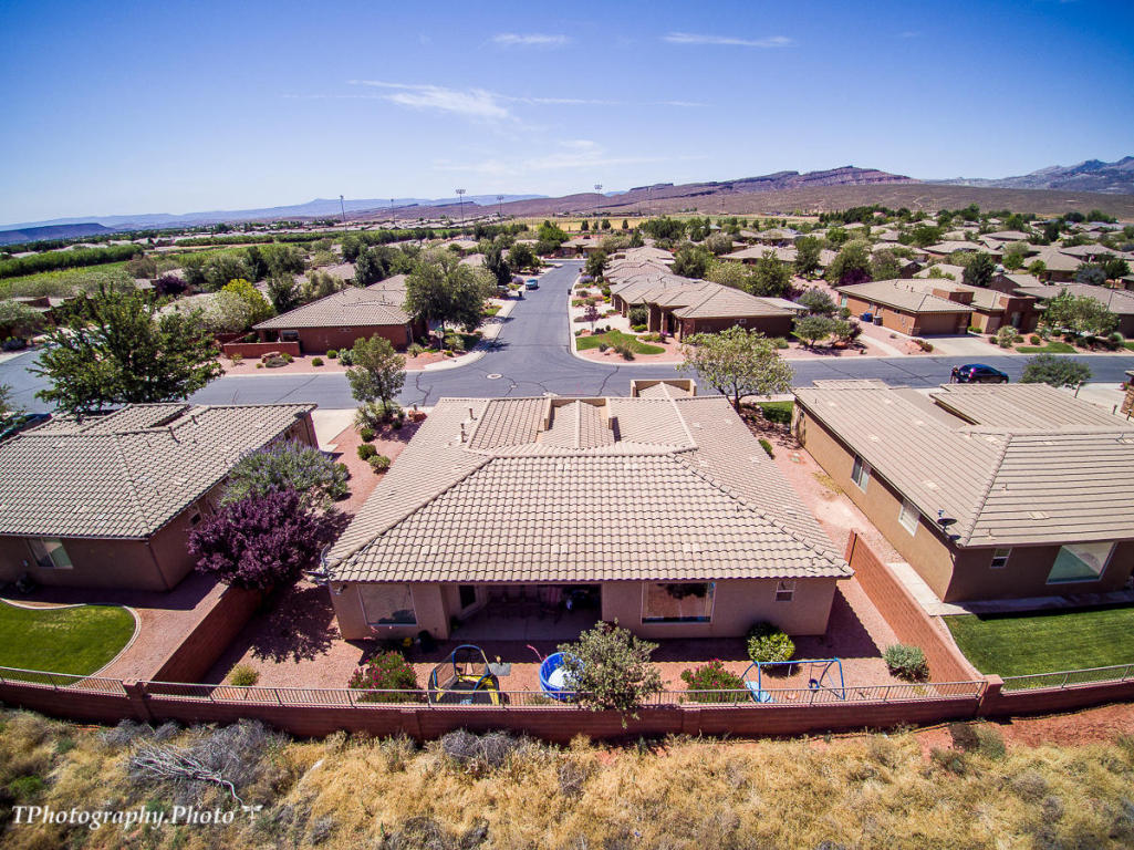 262 W 225 S, Ivins, UT 84738