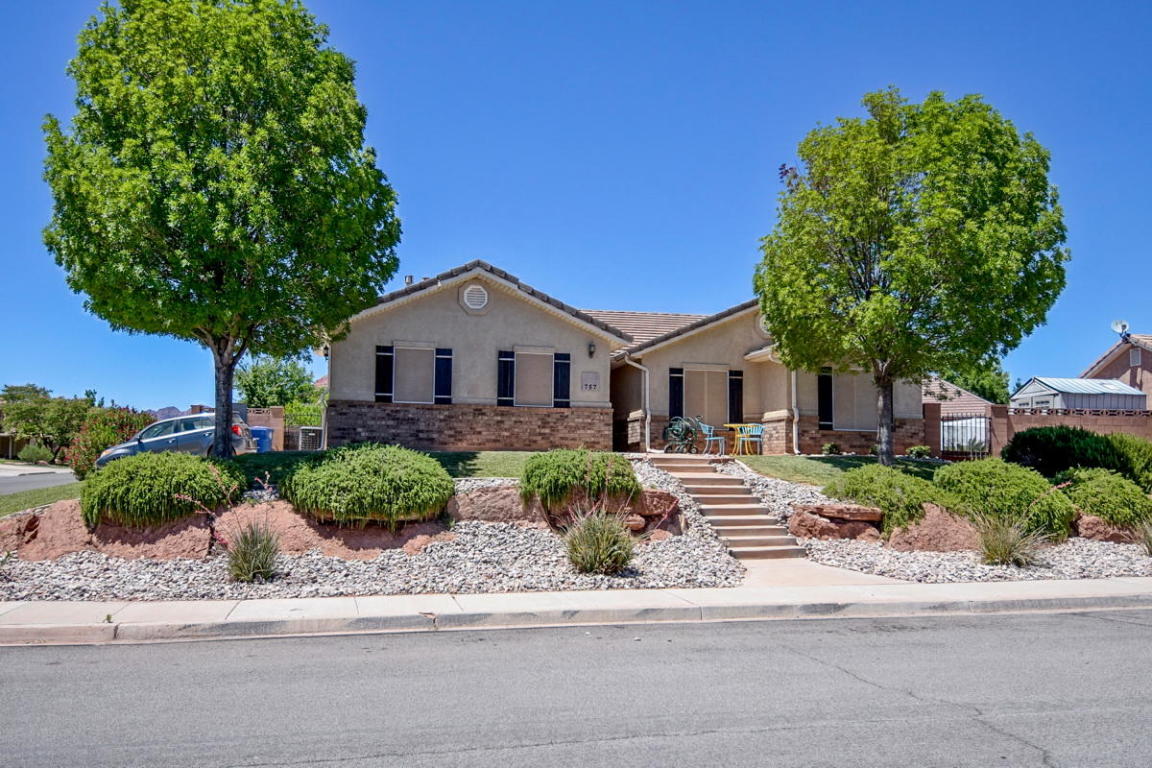 757 Praya DR, Ivins, UT 84738