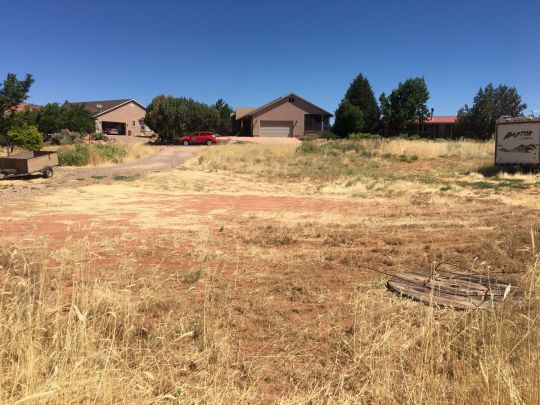 673 W Navajo Dr, Kanab, UT 84741