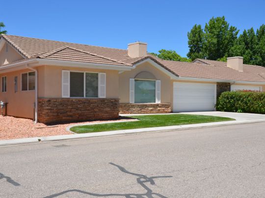 281 N 240 W, Kanab, UT 84741