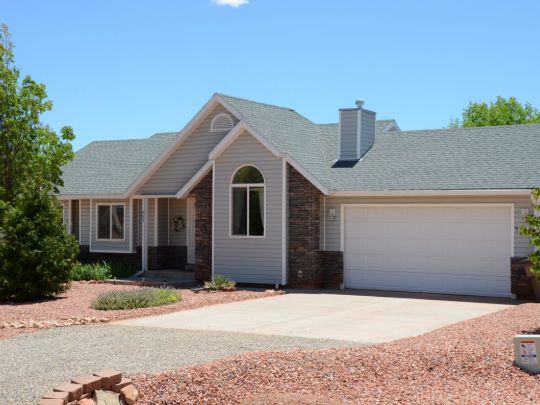 953 W NAVAJO DR, Kanab, UT 84741
