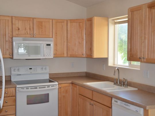 953 W NAVAJO DR, Kanab, UT 84741