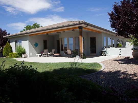 990 S Victory Way, Big Water, UT 84741