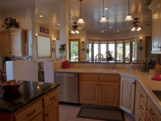 990 S Victory Way, Big Water, UT 84741