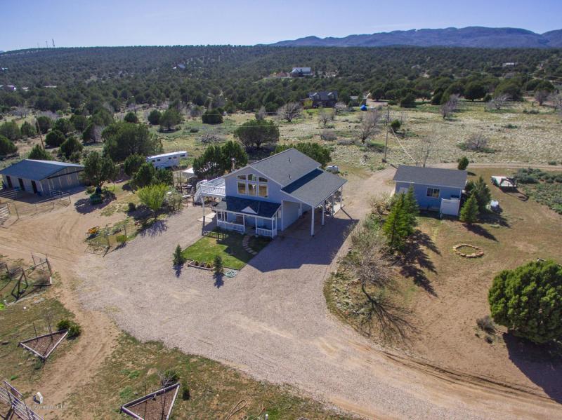 977 W 400 N, Kanarraville, UT 84742