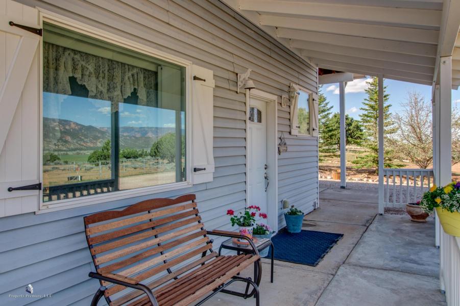 977 W 400 N, Kanarraville, UT 84742