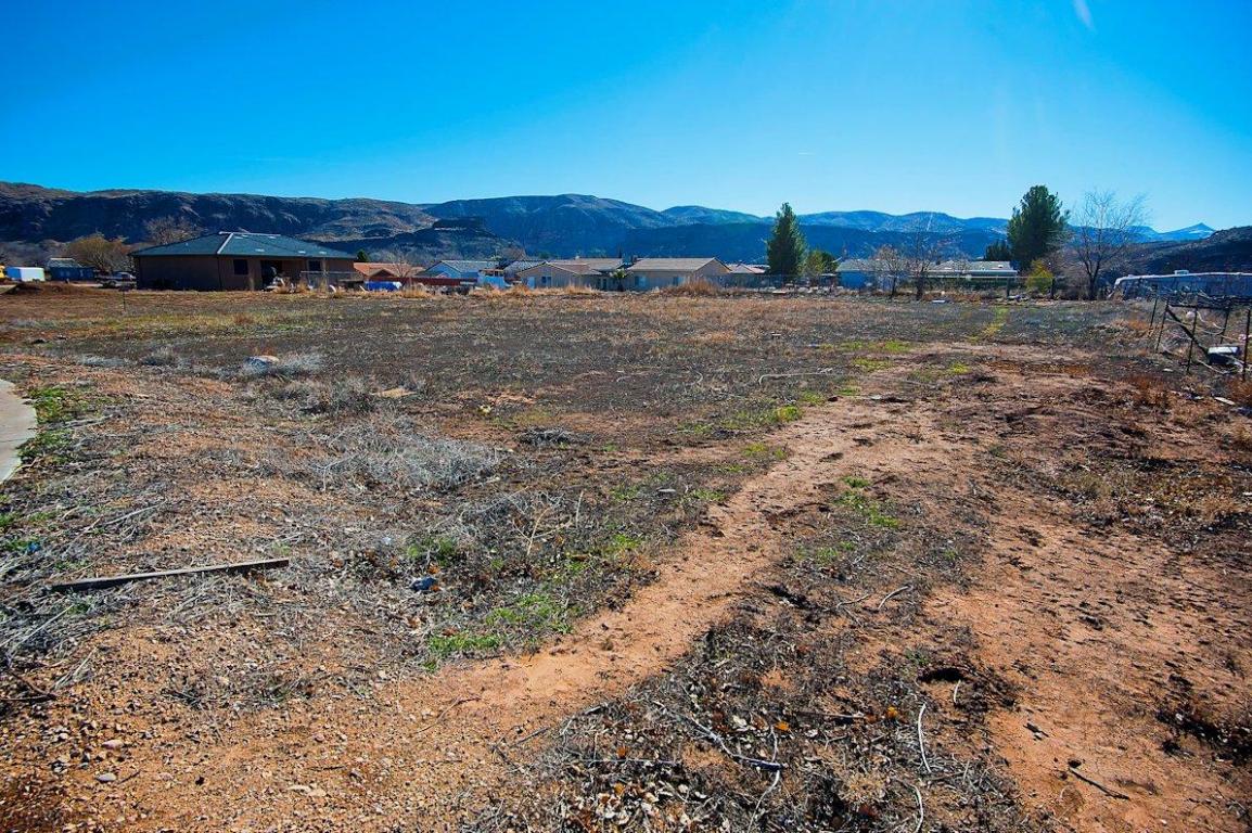 451 W 100 S, La Verkin, UT 84745