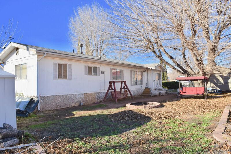 125 W 380 North, La Verkin, UT 84745