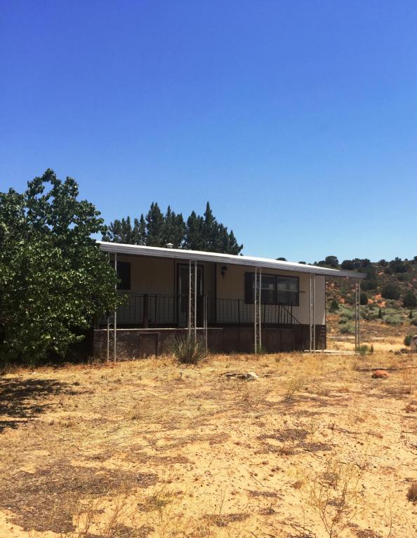 343 E 1400 N, Leeds, UT 84746