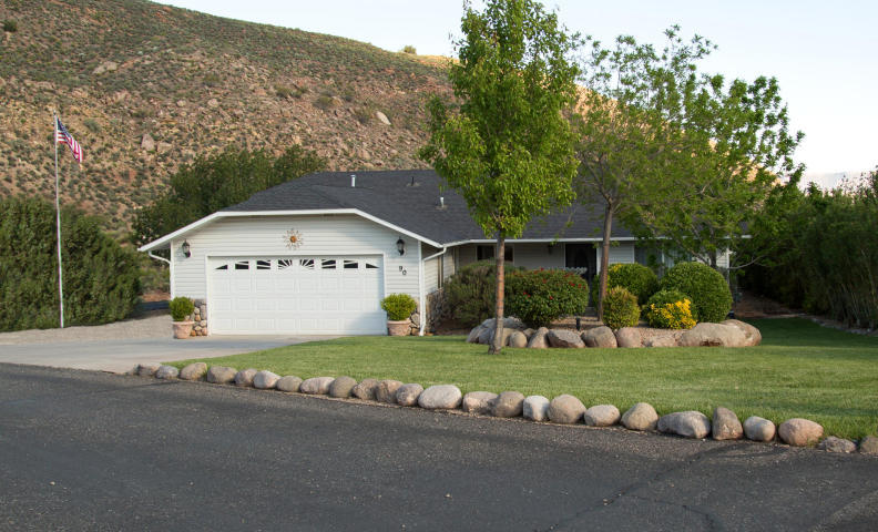 90 E Roundy Mountain RD, Leeds, UT 84746