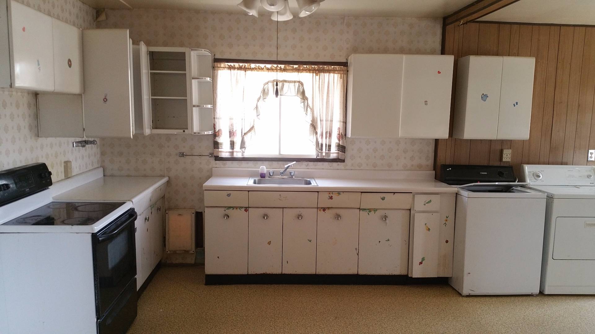 186 W 500 S, Milford, UT 84751