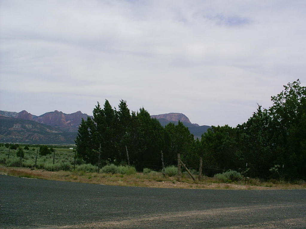 1348 300 N, New Harmony, UT 84757