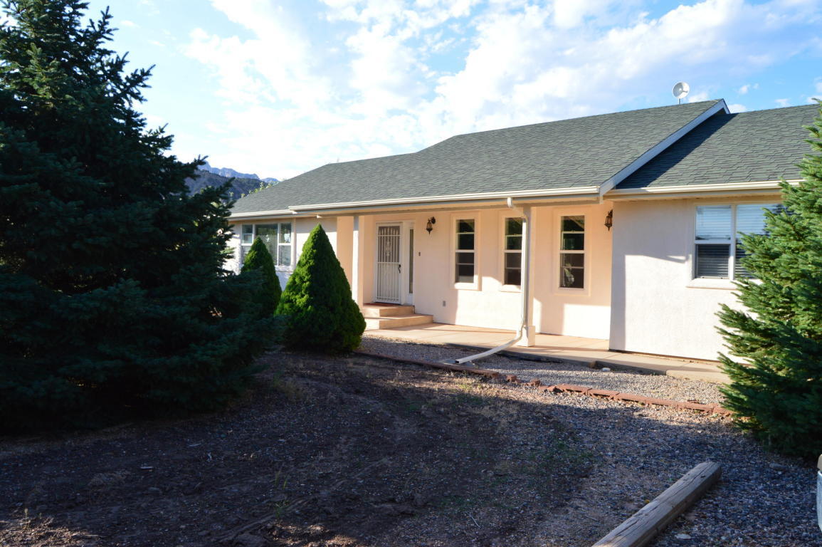 3592 E HWY U-114-U 144, New Harmony, UT 84757