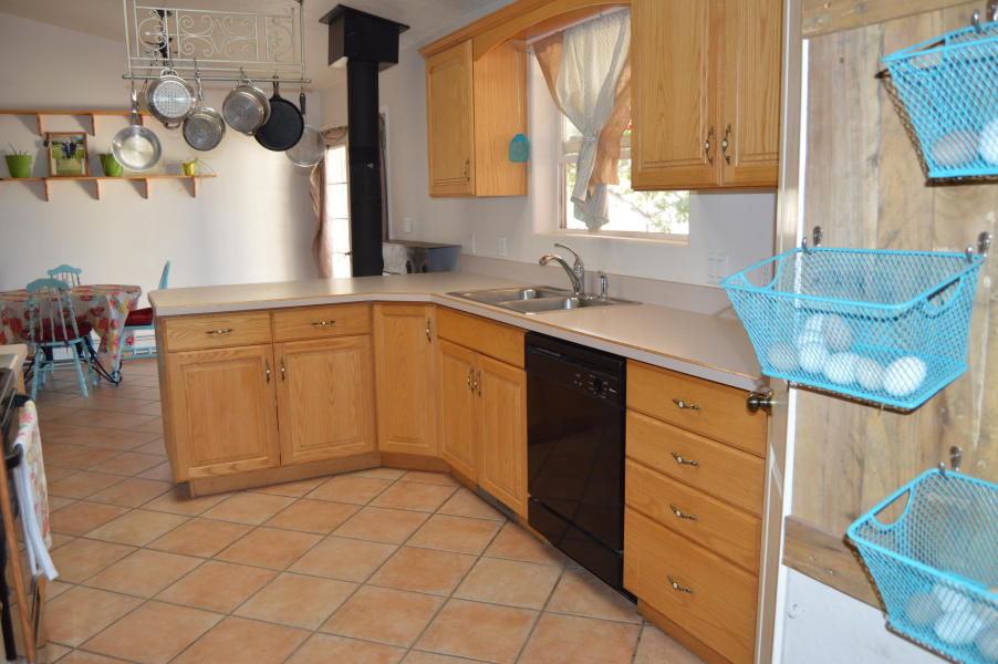 3592 E HWY U-114-U 144, New Harmony, UT 84757