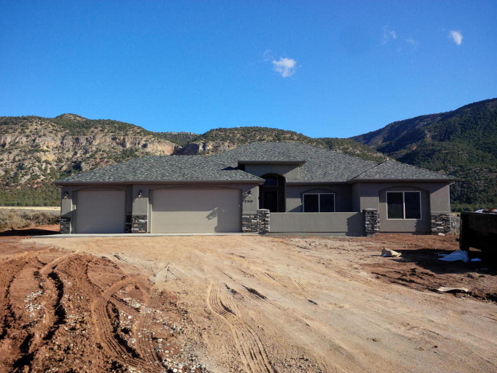 2229 E Badger Way, New Harmony, UT 84757