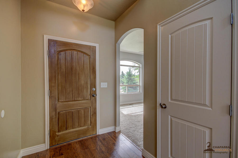 736 S 800 E, New Harmony, UT 84757