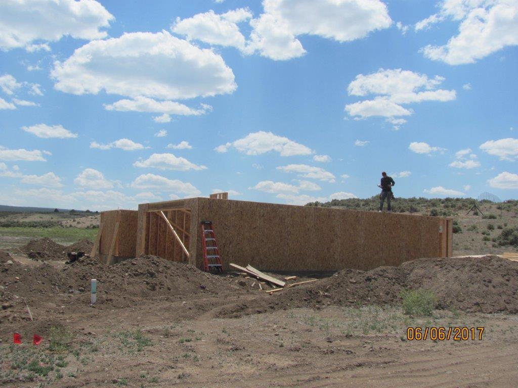 228 W Aspen Valley Dr, Panguitch, UT 84759
