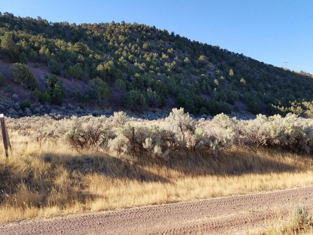 400 W Old Hwy 91, Parowan, UT 84761